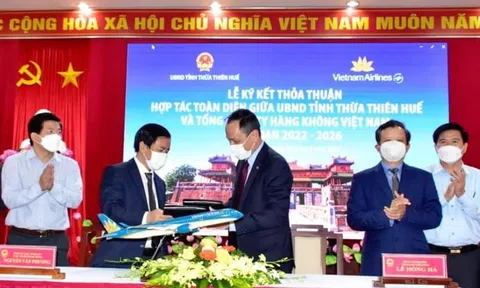Ký kết hợp tác toàn diện giữa Thừa Thiên Huế và Vietnam Airlines