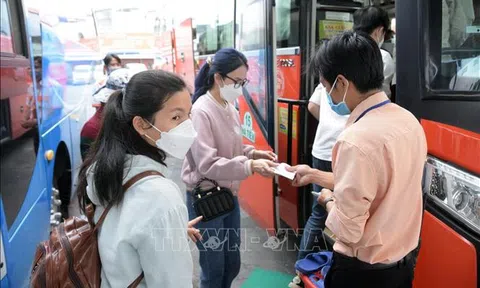 Giá xăng dầu tăng, doanh nghiệp sản xuất gặp khó