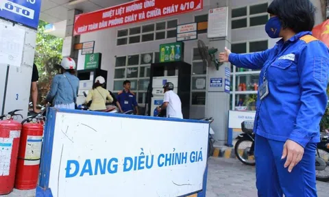 Giá xăng dầu quay đầu giảm hơn 600 đồng/lít, giảm sau 7 kỳ điều chỉnh tăng liên tiếp