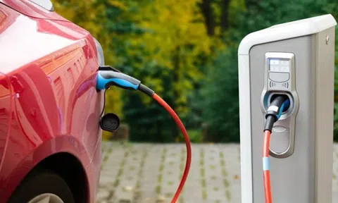 Khai báo thuế suất thuế tiêu thụ đặc biệt với xe ô tô điện chạy bằng pin