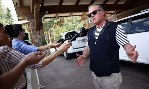 Khoảng cách lương giữa CEO - nhân viên tại Mỹ đạt mức gần cao kỷ lục