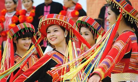 Đặc sắc chuỗi hoạt động "Rực rỡ sắc màu văn hoá các dân tộc Việt Nam"