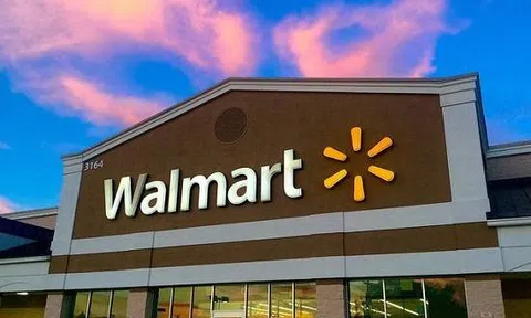 Lương tài xế xe tải của Walmart tiếp tục tăng cao