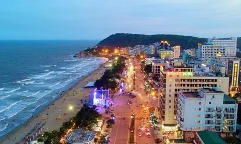 Thanh Hóa đón gần 500,000 lượt khách dịp nghỉ lễ Giỗ Tổ Hùng Vương,  gấp 9 lần Đà Lạt – Nha Trang