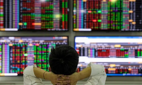 Thị trường chứng khoán ngày 19/4: Thị trường đánh mất sắc xanh sau 60 phút giao dịch đầu phiên chiều