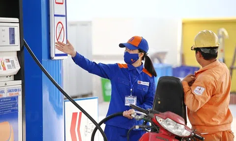 Ngày mai 21/4, giá xăng có thể tăng trở lại?