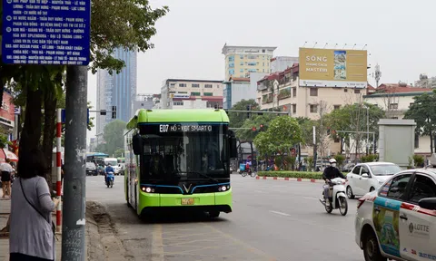 Hà Nội đưa tuyến buýt thứ 6 vào hoạt động