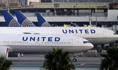 Hãng hàng không United Airlines dự báo doanh thu kỷ lục khi nhu cầu du lịch bùng nổ