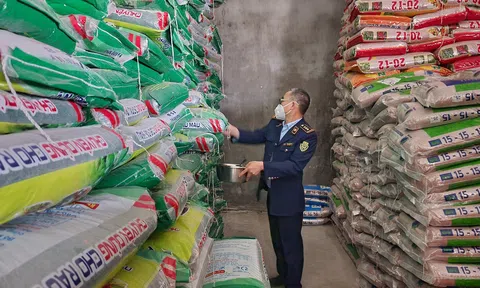 Buôn bán phân bón giả, kém chất lượng hàng loạt cơ sở tại Hưng Yên bị xử lý