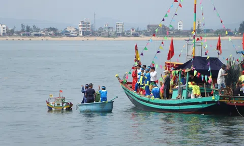 Hà Tĩnh tổ chức Lễ hội Cầu ngư Nhượng Bạn và đón Bằng công nhận Di sản văn hóa phi vật thể Quốc gia