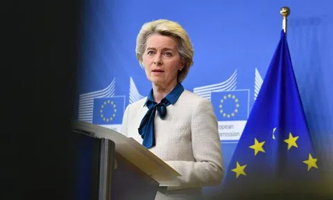 EU dự kiến rót 300 tỷ Euro để thoát cảnh lệ thuộc vào nguồn năng lượng từ Nga