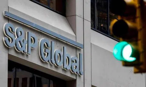 S&P nâng xếp hạng tín nhiệm dài hạn của Việt Nam lên mức BB+, triển vọng ‘Ổn định’