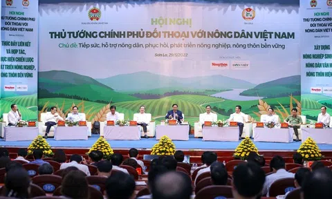Thủ tướng đối thoại với nông dân: Giữ vững bản lĩnh, xây dựng nền kinh tế độc lập, tự chủ