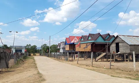 Làng Đồn sang 'trang sách mới'