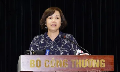 Bộ Công Thương giải đáp rõ về các vấn đề xăng dầu