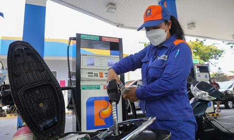 Ngày mai, giá xăng có thể sẽ tiếp tục tăng?