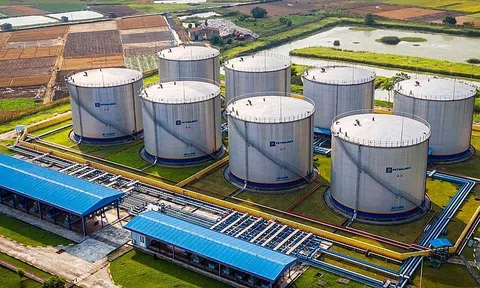 Đảm bảo nguồn cung, từng bước nâng mức dự trữ xăng dầu quốc gia