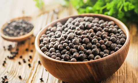 Giá tiêu hôm nay 30/6: Đi ngang tại các địa phương, cao nhất 72.000 đồng/kg