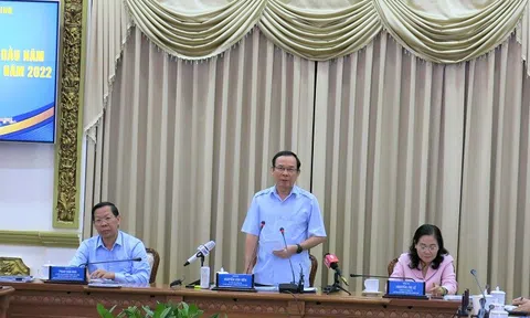 TP.HCM: Thủ tục hành chính vẫn đang là “nút thắt cổ chai” kiềm hãm phát triển kinh tế-xã hội TP. HCM