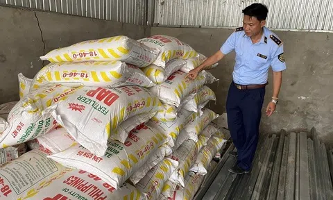 Tiếp tục phát hiện 2,5 tấn phân bón giả tại Kiên Giang