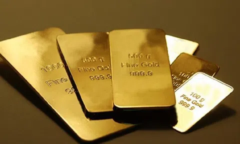 Giá vàng tiếp tục giảm, thấp nhất 9 tháng qua