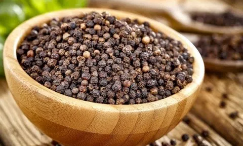 Giá tiêu hôm nay 26/7: Tiêu trong nước dao động quanh mốc 70.000 – 74.000 đồng/kg