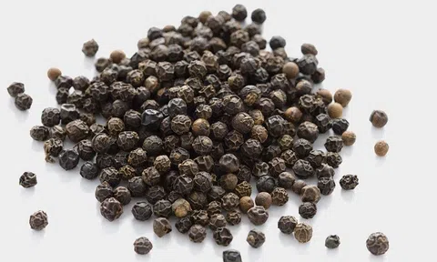 Giá tiêu hôm nay 28/7: Tiêu trong nước vượt mốc 70.000 đồng/kg