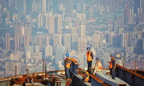 Khủng hoảng vì bất động sản, các ngân hàng Trung Quốc nguy cơ lỗ 350 tỷ USD