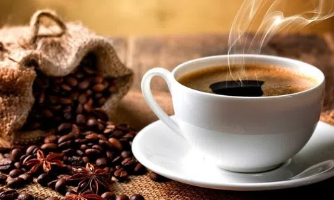 Tiêu dùng xanh ngày 8/8: Giá cà phê thế giới biển động trái chiều, cà phê trong nước cán mốc 45.000 đồng/kg