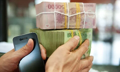 Nhiều ngân hàng tăng lãi suất tiết kiệm trong tháng 8, 'Big 4' tham gia cuộc đua