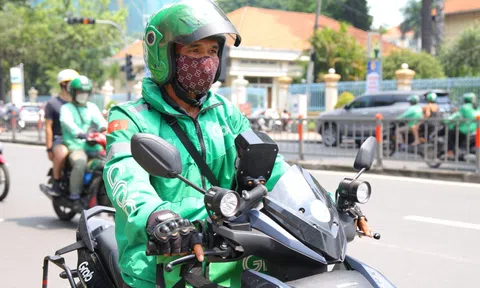 Grab đã ngừng áp dụng “phụ phí nắng nóng”