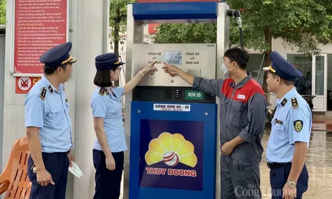 Xử lý nghiêm các cây xăng đóng cửa, 'găm hàng'
