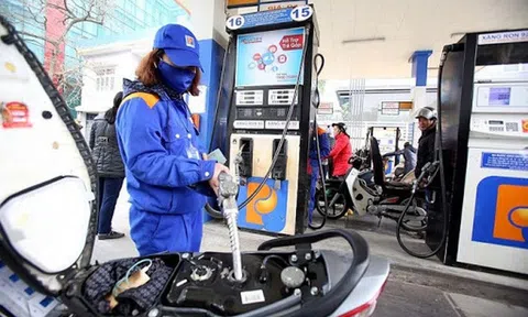 Giá xăng có thể giảm nhẹ, giá dầu tăng vào chiều nay?