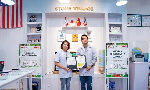 Cô gái trẻ và niềm đam mê khởi nghiệp với cà phê