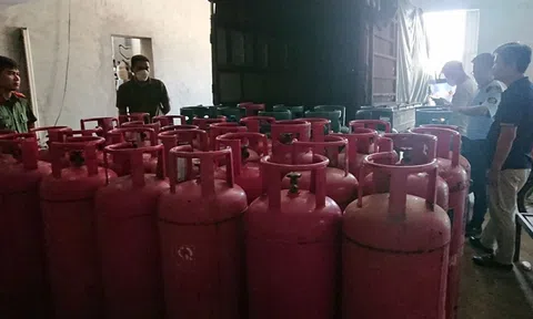 Phát hiện cơ sở san, chiết nạp gas trái phép ở Bắc Giang