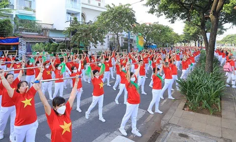 Värna đồng hành cùng người cao tuổi lan tỏa ý thức bảo vệ môi trường