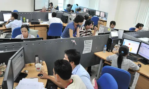 Dòng chảy chuyển đổi số: Doanh nghiệp "đỏ mắt" tìm nhân lực công nghệ thông tin có kinh nghiệm về AI