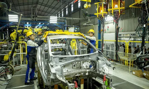 Việt Nam thuộc nhóm 07 nền kinh tế nổi bật