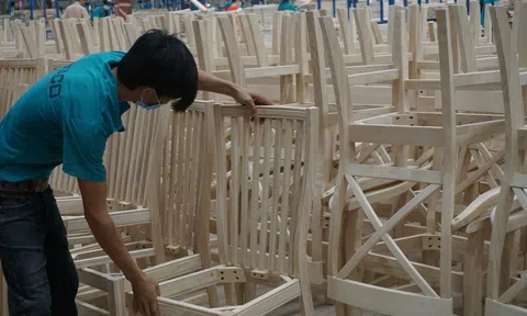 Bộ Công Thương áp dụng chống bán phá giá tạm thời với sản phẩm bàn, ghế Trung Quốc