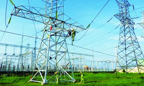 Từ ngày 22/11, xác định giá truyền tải điện theo quy định mới