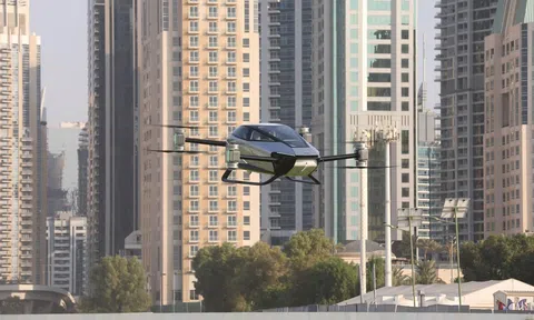 Taxi bay bằng điện của doanh nghiệp Trung Quốc bay thử nghiệm ở Dubai