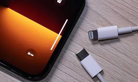 Apple xác nhận IPhone 15 sẽ dùng cổng sạc USB-C