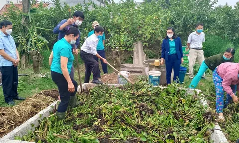 Chế biến phế phẩm, phụ phẩm nông nghiệp thành phân bón hữu cơ giảm thiểu ô nhiễm môi trường