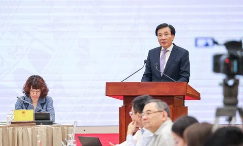 Dự báo tăng trưởng kinh tế cả năm ở mức 7,5 - 8,2%