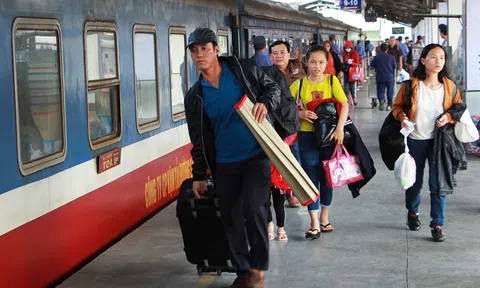 Trẻ em được miễn giảm giá vé tàu Tết Quý Mão 2023