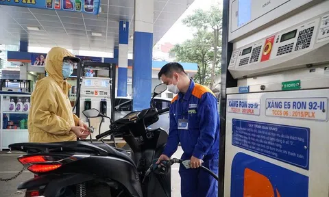 Ngày mai, giá xăng dầu trong nước có thể tăng?