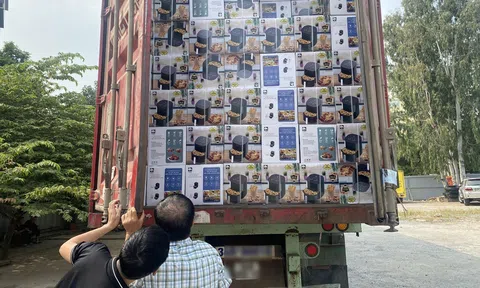 Hà Nội: Phát hiện gần 500 chiếc nồi chiên không dầu nghi nhập lậu