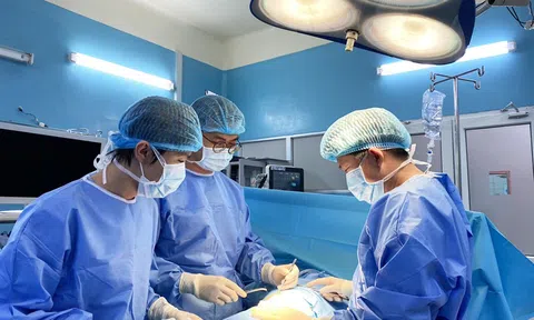 Bệnh viện Bình Dân phẫu thuật thành công cho người bệnh  bị bướu tuyến thượng thận hai bên