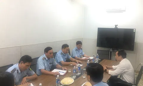 Cục QLTT tỉnh Nghệ An làm việc với các đầu mối cung cấp xăng dầu trên địa bàn tỉnh