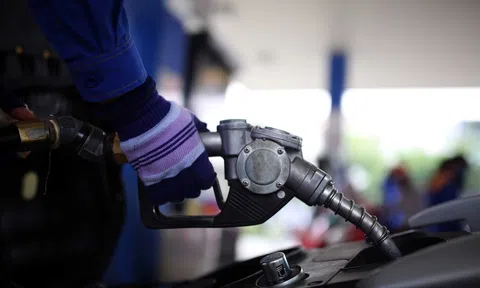 Việt Nam nhập khẩu xăng dầu của nước nào nhiều nhất?